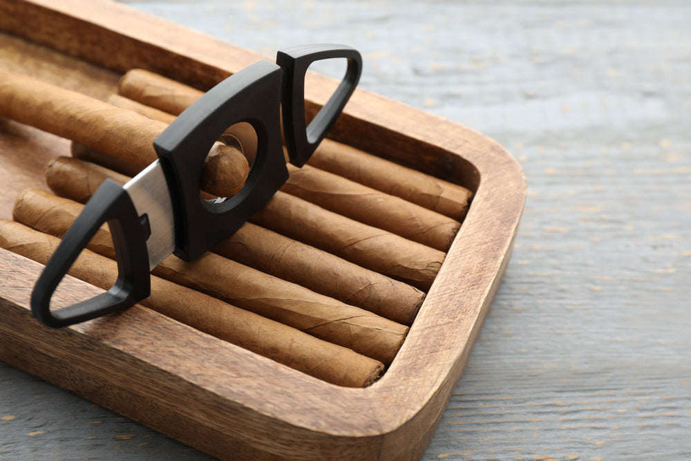 The Best Cigar Starter Kits For Novices